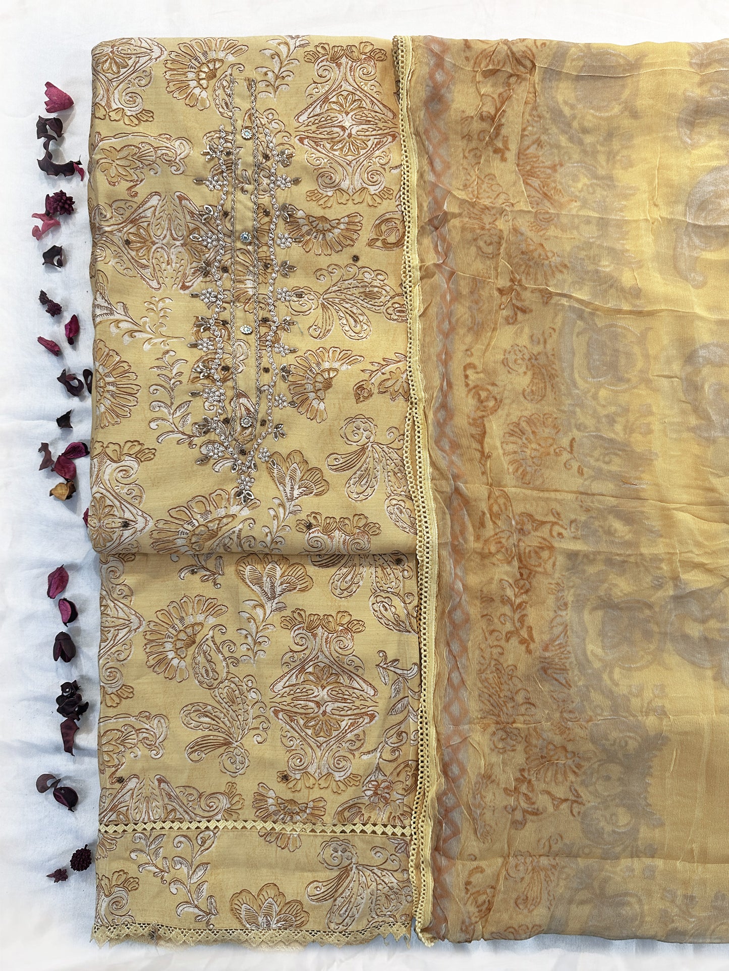 Muslin Cotton Fabric Unstitched Suit set 4 colours