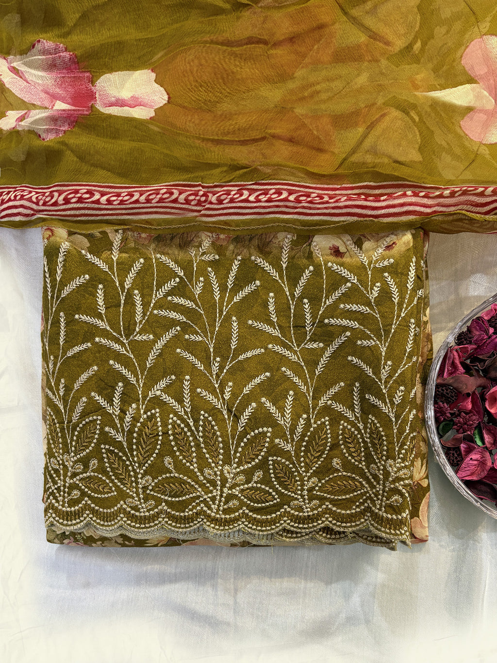 Pashmina Printed Fabric 2 colors Unstitched Suit Set