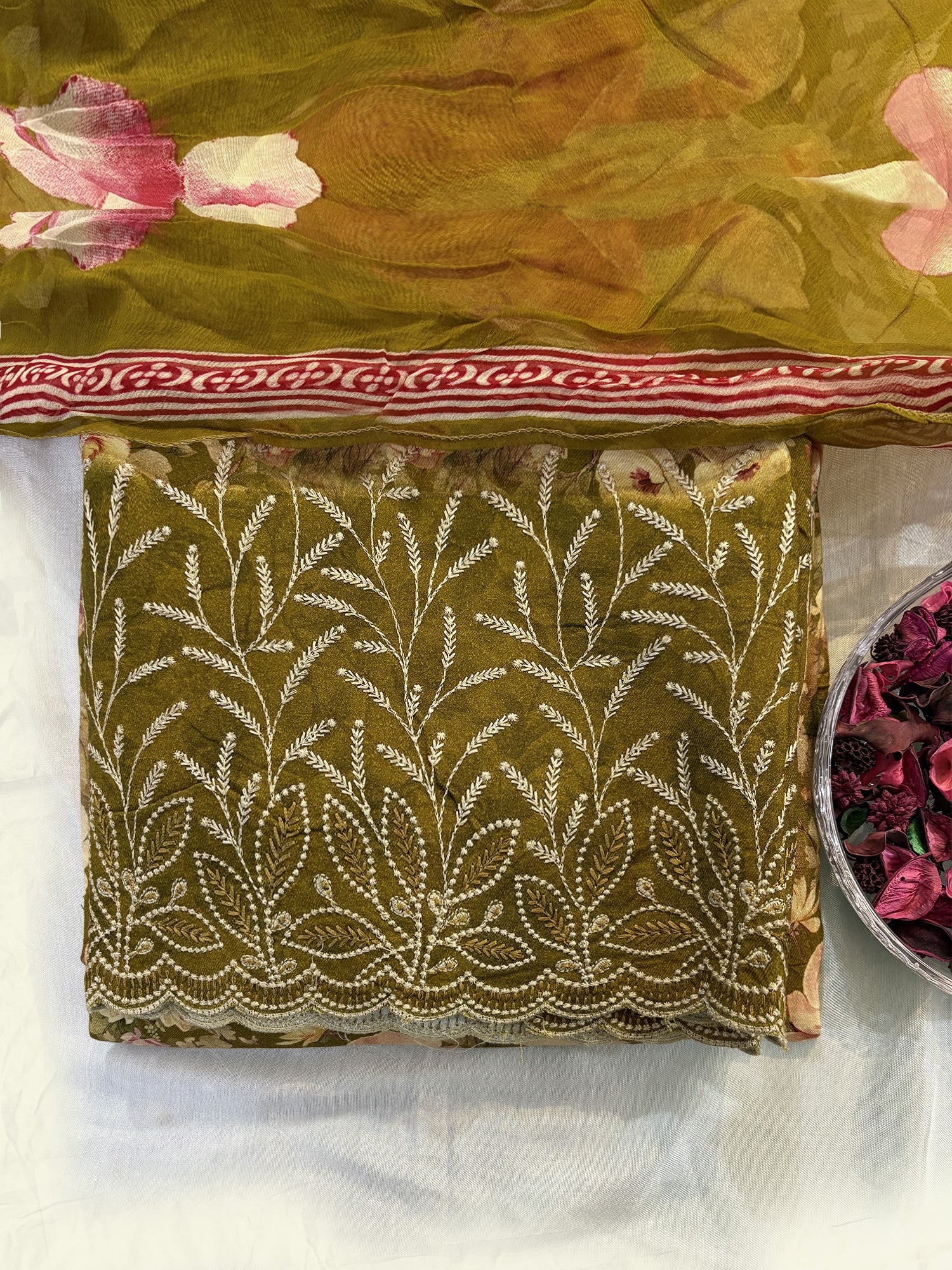 Pashmina Printed Fabric 2 colors Unstitched Suit Set