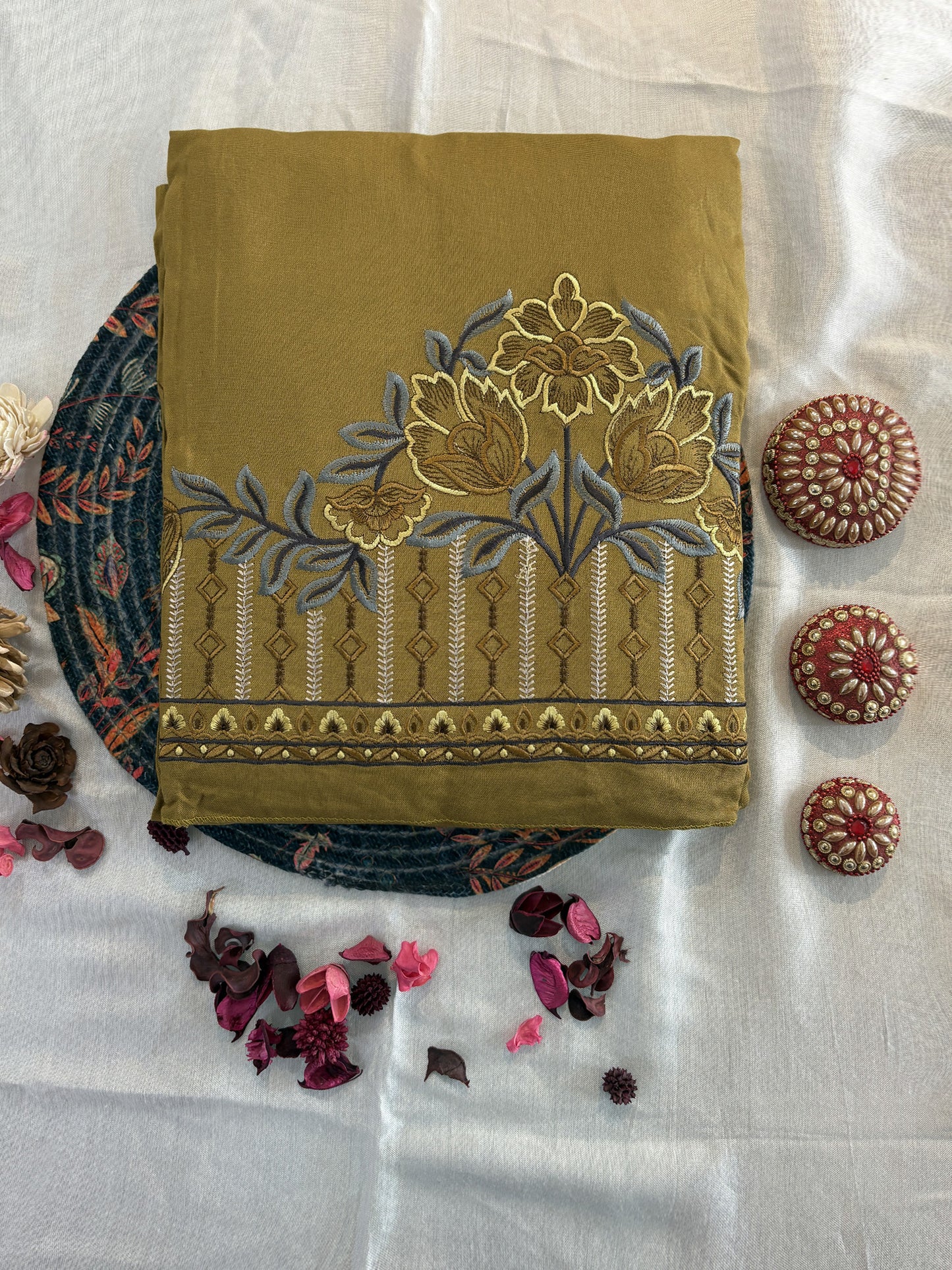 Pashmina Unstitched Winter Suit Set with Elegant Machine Embroidery & Printed