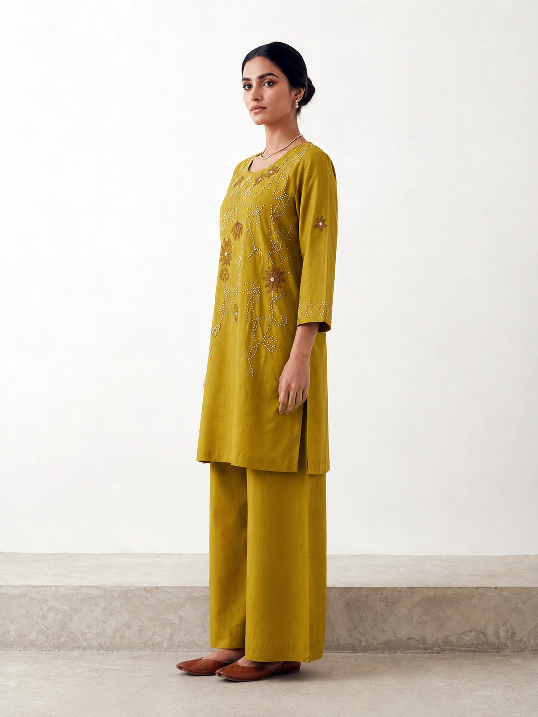 Hand-Embroidered Silk Tunic & Palazzo Set – Festive Mehndi Green