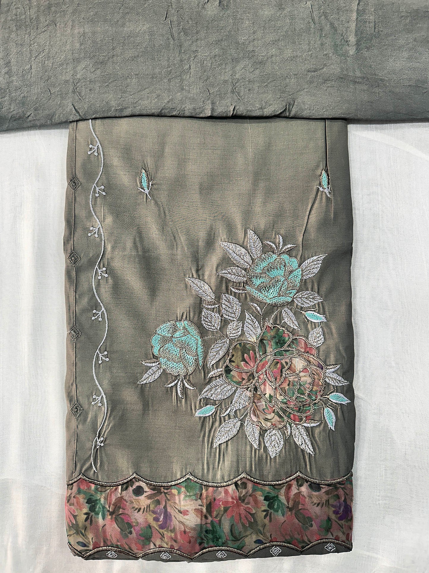 Muslin Unstitched Suit Set with Intricate Machine Embroidery & Lace Detail
