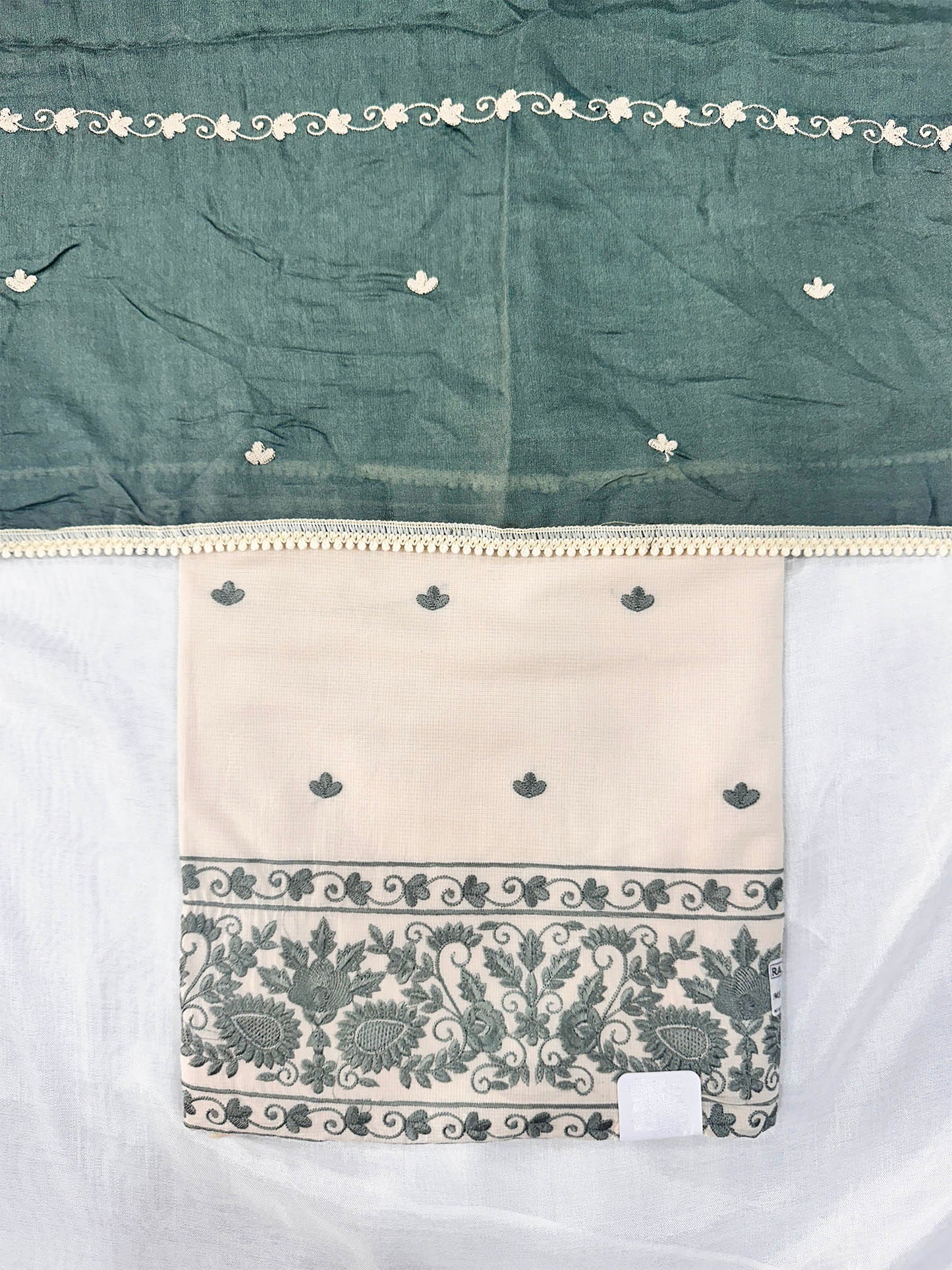 Giza Cotton Unstitched Suit Set with Machine Embroidery & Muslin Dupatta