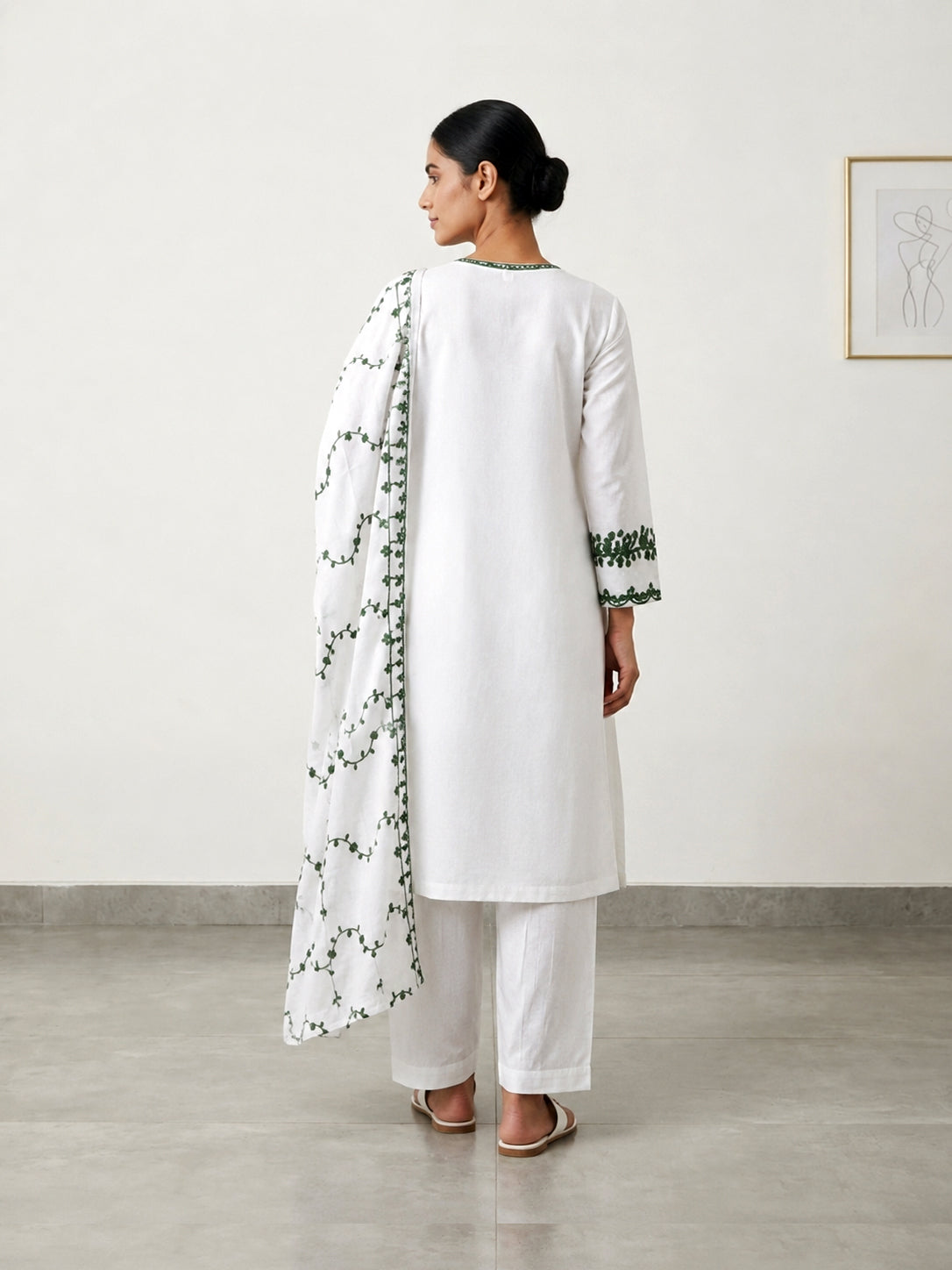 Emerald Green Embroidered Cotton Silk Suit Set – Pristine White