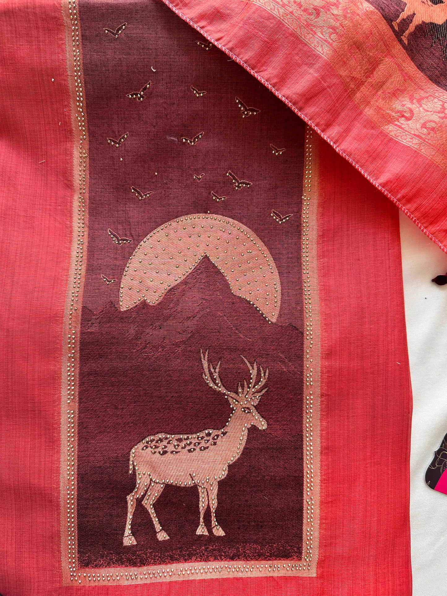 Cotton Unstitched Suit Set – Vibrant Embroidery & Chiffon Dupatta